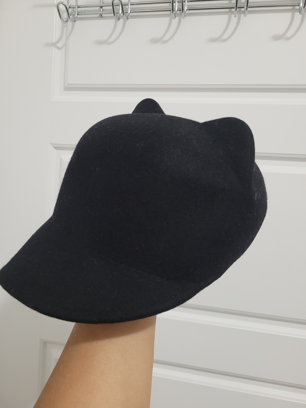 100% Wool Black Cat-Ear Felt Cap